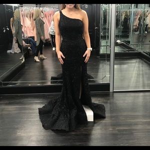 Black Prom Dress